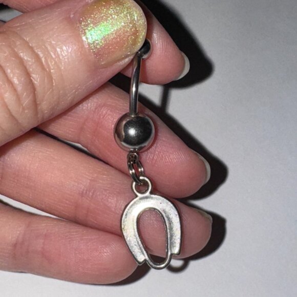 Horseshoe Dangle Belly Ring - Picture 3 of 6